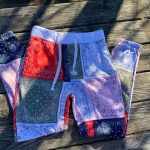 Medium Sized, No Tag For Branding, Bandana Pattern Patchwork